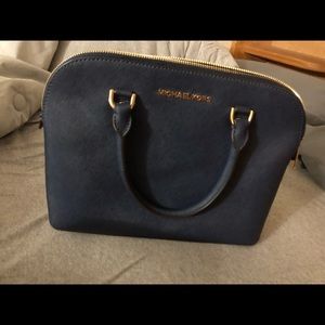 Michael Kors Cindy dome medium